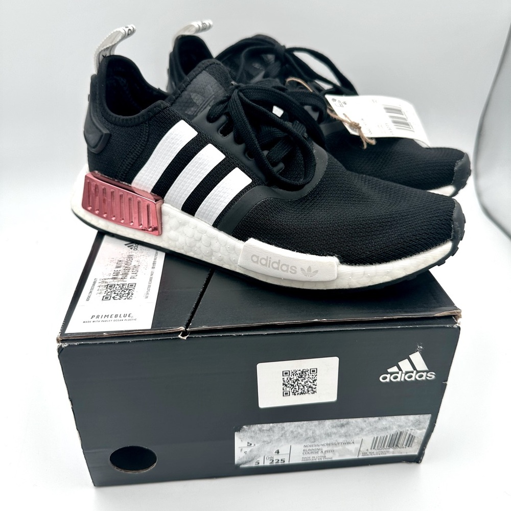 NEW Adidas NMD R1 women’s black pink sneakers shoes US size 5   EUR 36